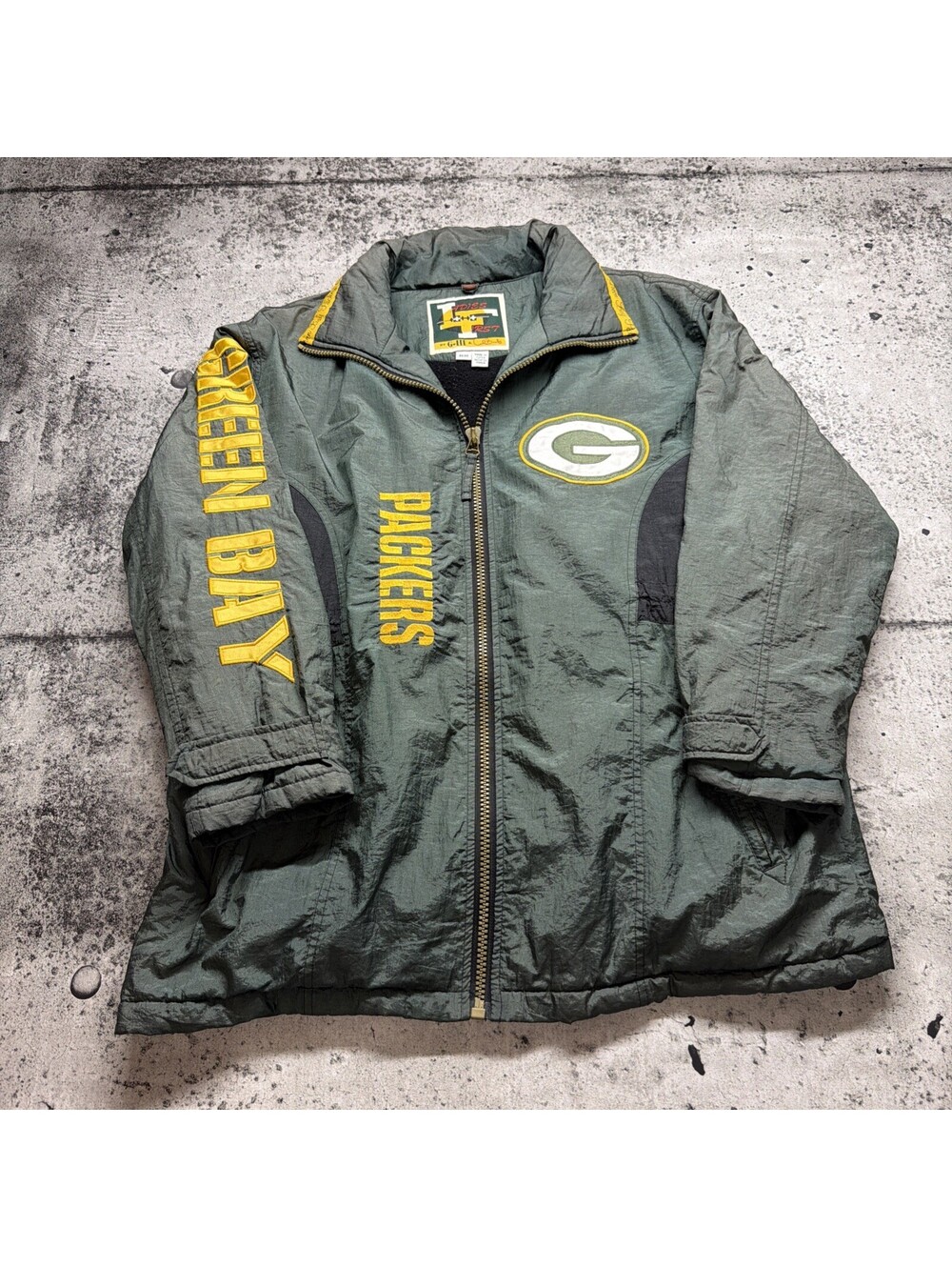 Vintage Women's G-III & Carl Banks Green Bay Packers NFL Football Jacket medium